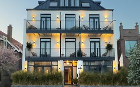 Boutique Hotel At Sea