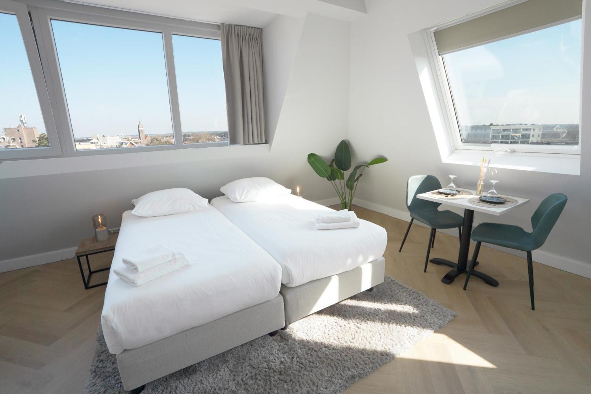 Boutique Hotel At Sea Zandvoort Exterior photo